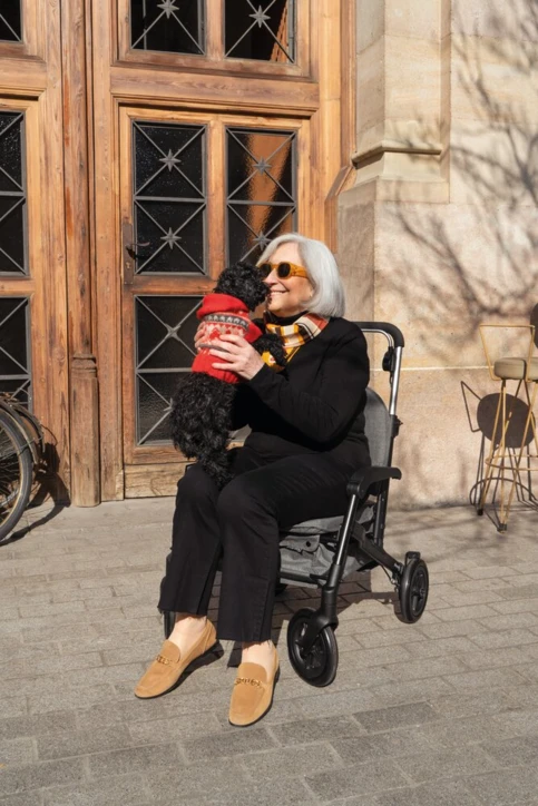 Rollator 4 roues avec siège CARE LUX