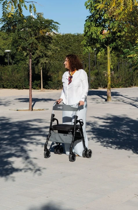 Rollator à 4 roues W05