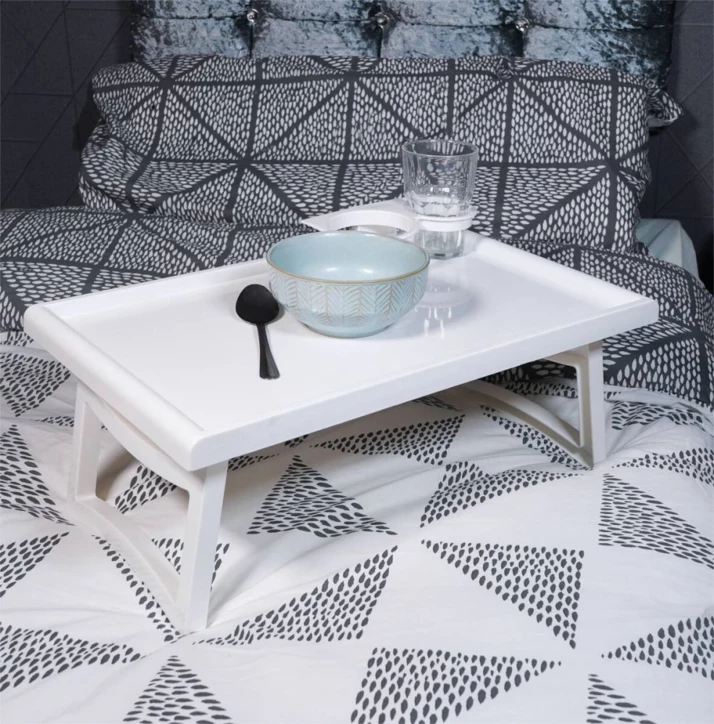 Plateau de lit pliant avec emplacement tasse 