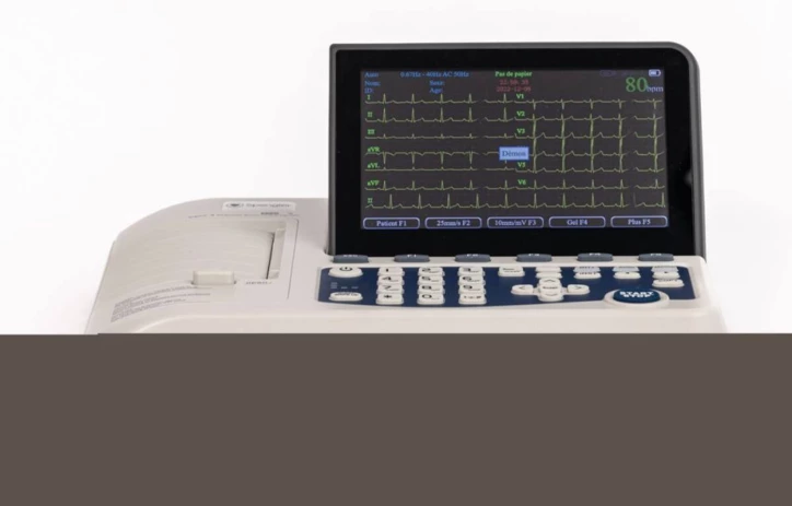 Électrocardiographe CARDIOMATE 3® 3 pistes