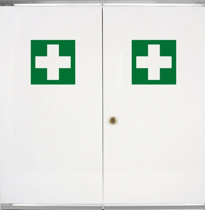 Armoire à pharmacie