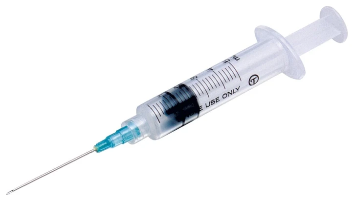 Seringue 3 pièces avec aiguille