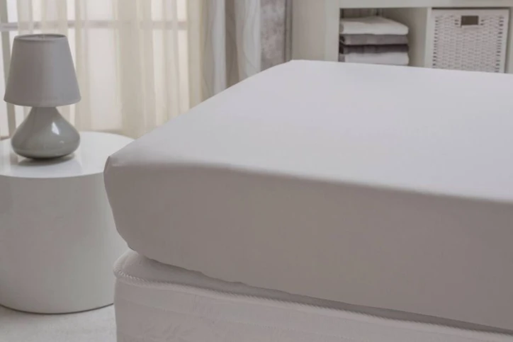 Drap housse 120 g/m²