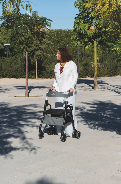 Rollator à 4 roues W05