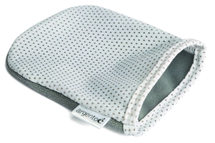 Gant démaquillant exfoliant Caresse d'argent