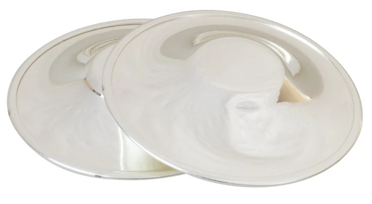 Coupelles d'allaitement cicatrisantes en argent