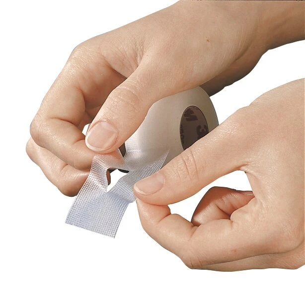 Sparadrap plastique microperforé 3M™ TRANSPORE™
