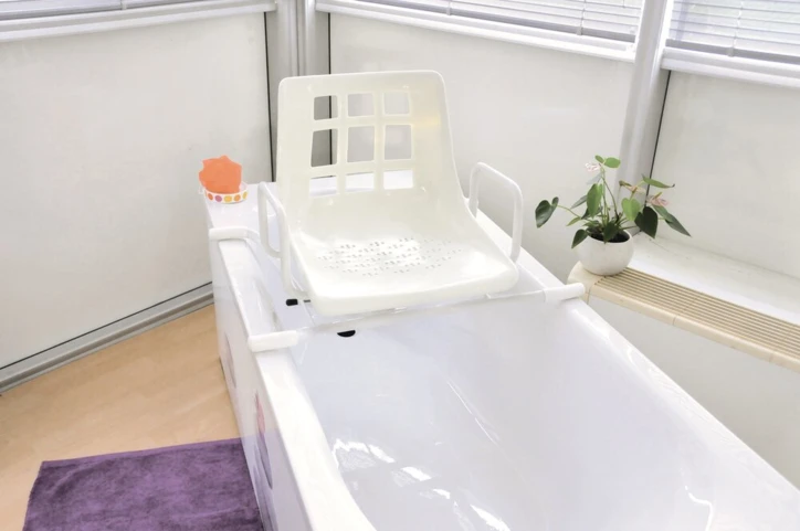 Siège de bain pivotant DAKARA