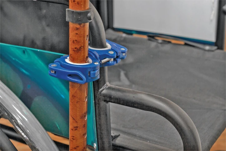 Porte-canne/béquille pour fauteuil roulant/déambulateur