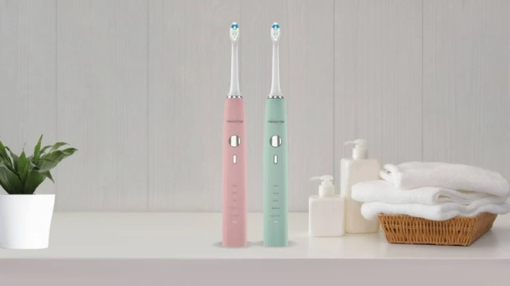 Brosse à dents électrique NEOSONIC®
