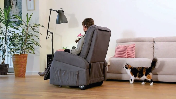 Fauteuil releveur roulant NARVIK