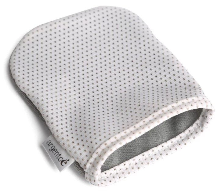 Gant démaquillant exfoliant Caresse d'argent