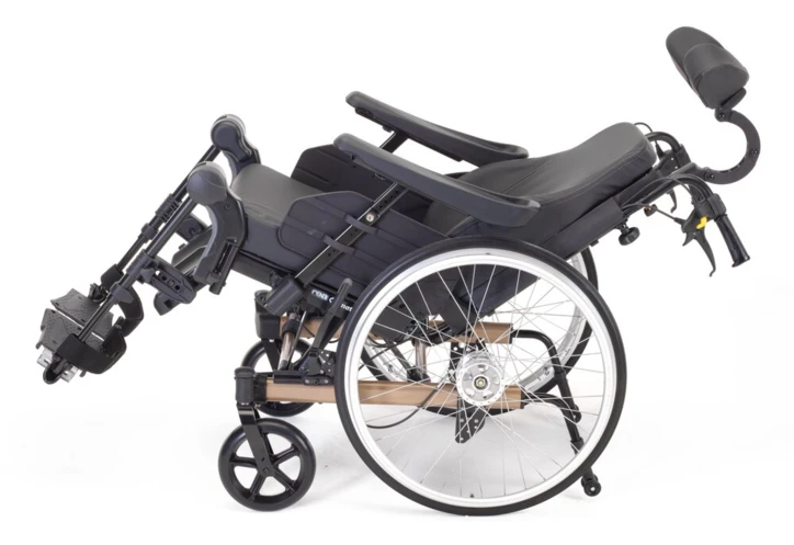 Fauteuil roulant Clematis Pro One S fixe