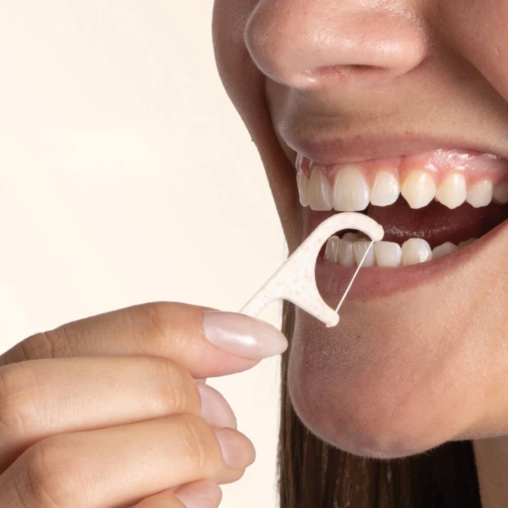 Fil dentaire avec manche NEOPICK®