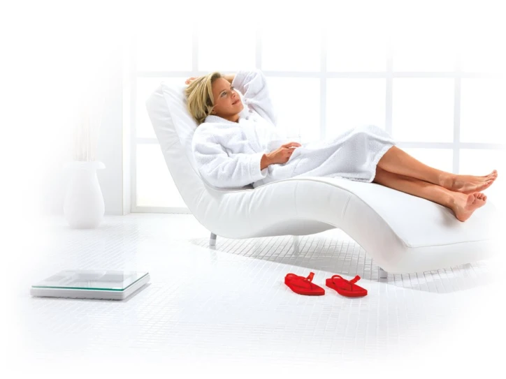 Pèse personne SECA AURA 807 VERRE