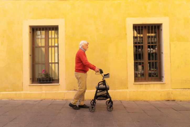 Rollator à 4 roues W04
